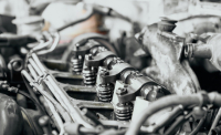 Von Zylindern bis Kurbelwellen: Die Schlüsselkomponenten des Fahrzeugmotors