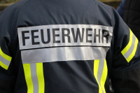 GroÃbrand in DÃ¼sseldorf-Flingern - Feuerwehr im GroÃeinsatz